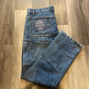 Slim fit, straight leg men’s jeans